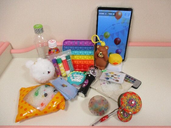 写真:採血などの処置への不安を乗り越えるためのディストラクションツール