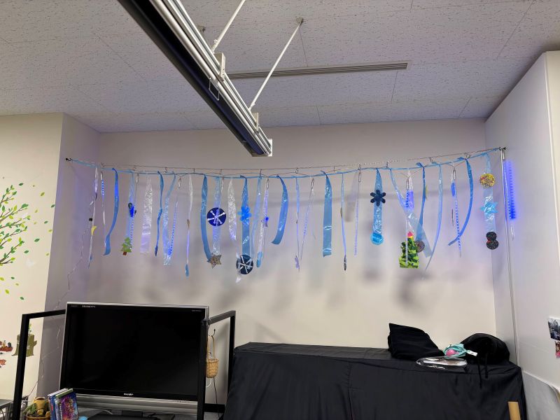 写真：LEDスノーフォールライト（ブルー）