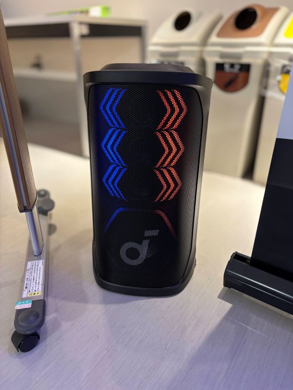 写真：パーティスピーカー