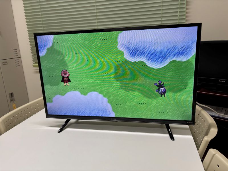 写真：スマート液晶テレビ