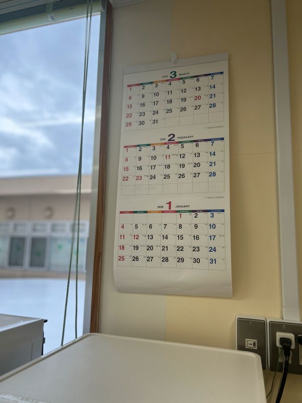 写真：壁掛けカレンダー三か月連続